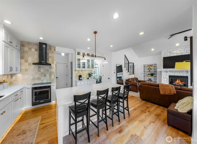 548 Sunrise Drive, Lynden, WA 98264