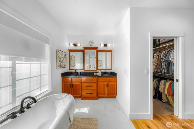 548 Sunrise Drive, Lynden, WA 98264