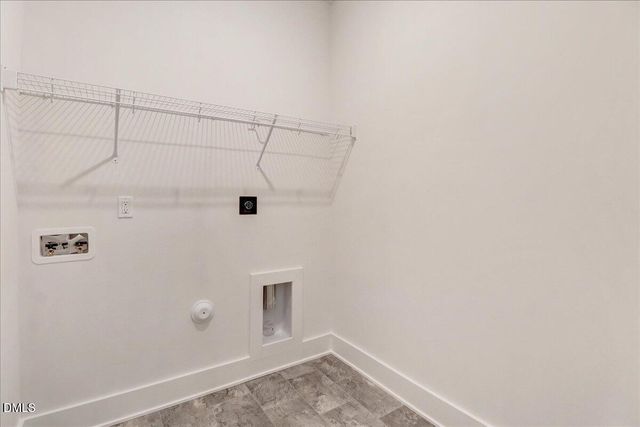 32 Killarney Avenue, Lillington, NC 27546