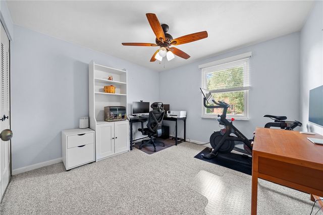 4698 Pembroke Ct, Hampton, PA 15101