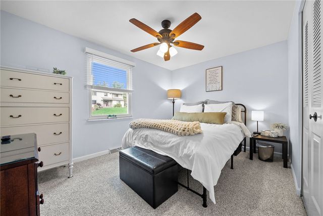 4698 Pembroke Ct, Hampton, PA 15101