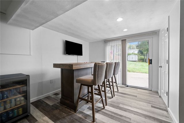 4698 Pembroke Ct, Hampton, PA 15101