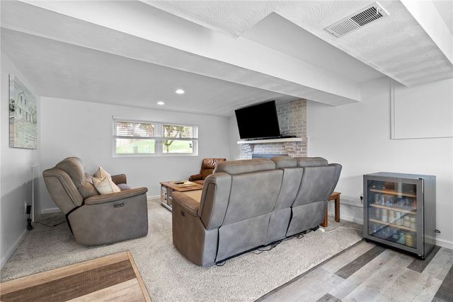 4698 Pembroke Ct, Hampton, PA 15101