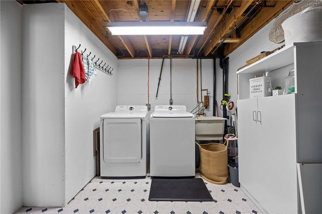 4698 Pembroke Ct, Hampton, PA 15101