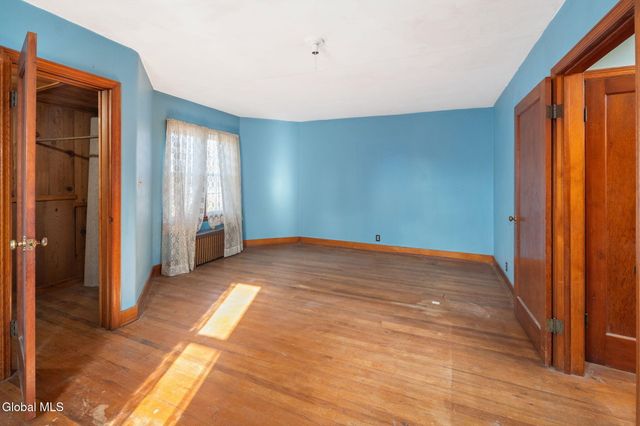 32 Mount Stuart Road, Rotterdam, NY 12304