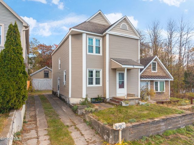 32 Mount Stuart Road, Rotterdam, NY 12304