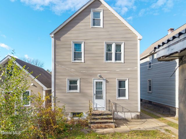 32 Mount Stuart Road, Rotterdam, NY 12304