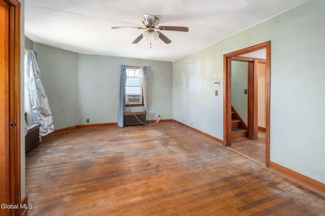 32 Mount Stuart Road, Rotterdam, NY 12304