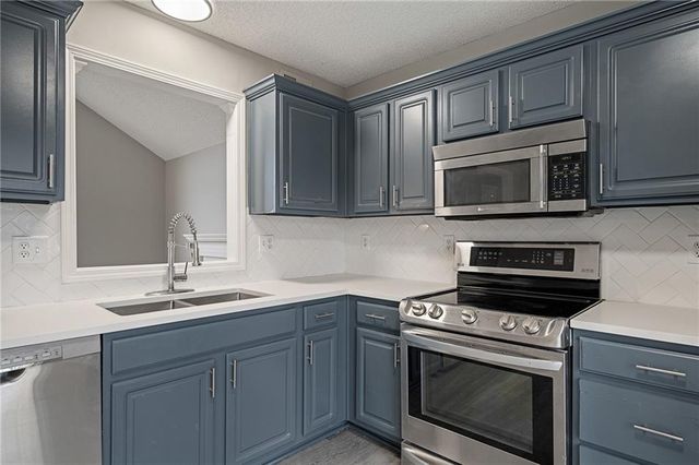 3408 NW 84th Terrace, Kansas City, MO 64154