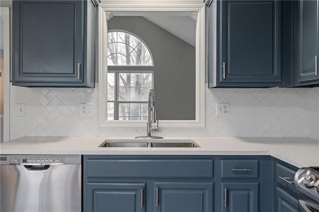 3408 NW 84th Terrace, Kansas City, MO 64154