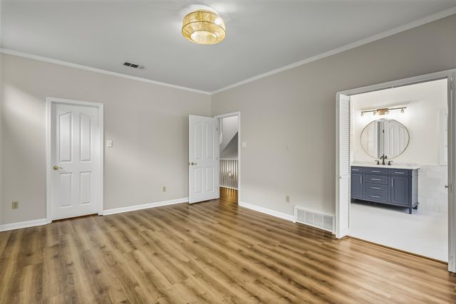 154 HARBOR RIDGE LN N, Memphis, TN 38103