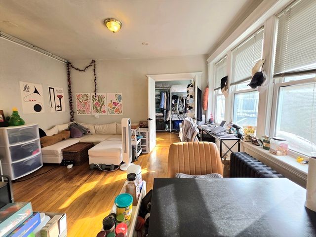 1641 Commonwealth Ave 16, Boston, MA 02135