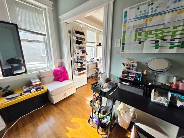 1641 Commonwealth Ave 16, Boston, MA 02135