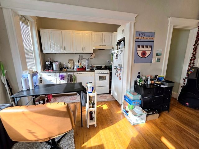 1641 Commonwealth Ave 16, Boston, MA 02135