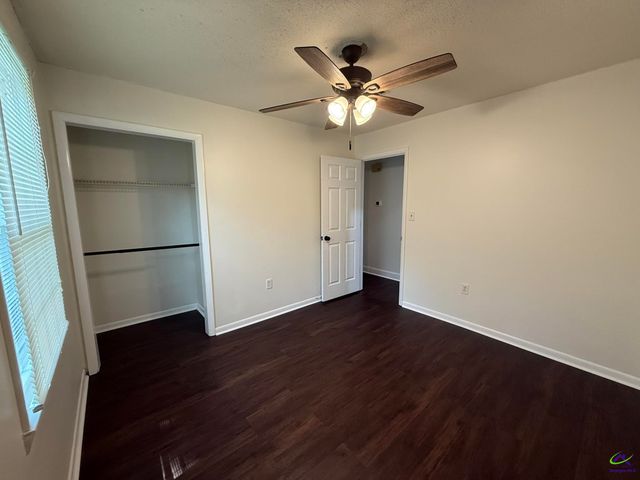 1710 Macon Road, Perry, GA 31069