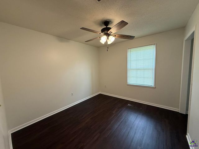 1710 Macon Road, Perry, GA 31069