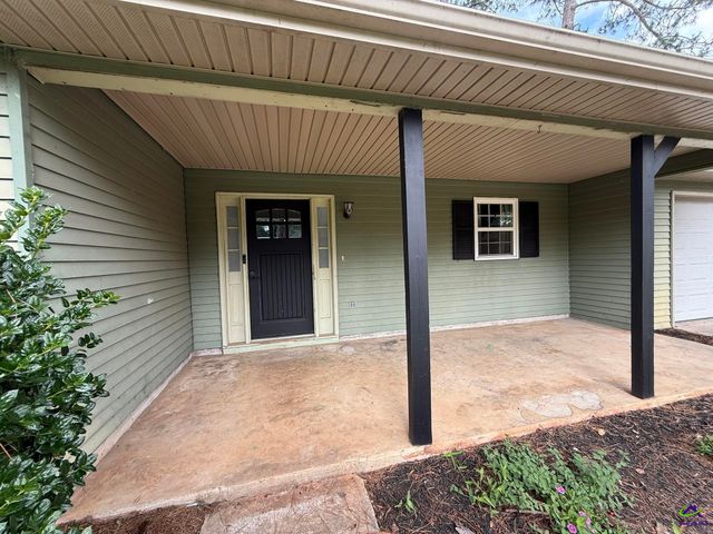 1710 Macon Road, Perry, GA 31069