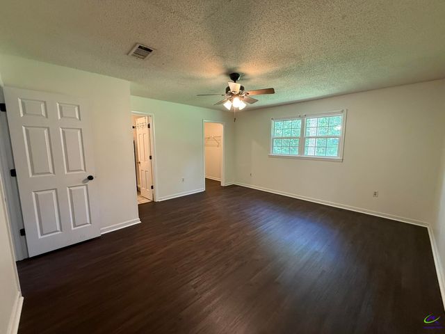 1710 Macon Road, Perry, GA 31069