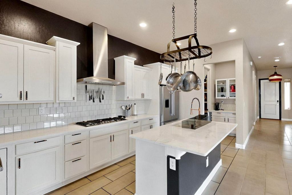 Image 13 of property listing at 3406 Falkirk Road NE, Rio Rancho, NM 87144