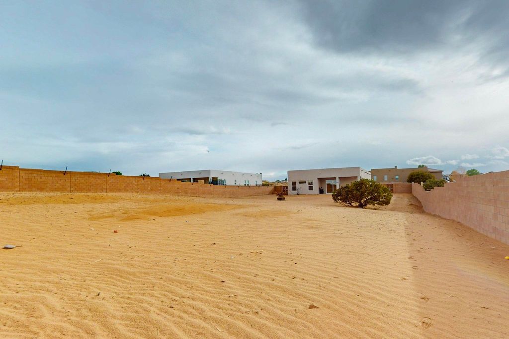 Image 32 of property listing at 3406 Falkirk Road NE, Rio Rancho, NM 87144