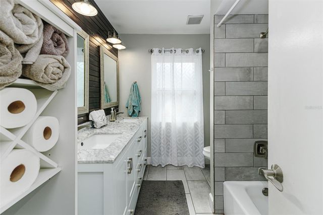 2326 ARROWHEAD BOULEVARD, Lakeland, FL 33813