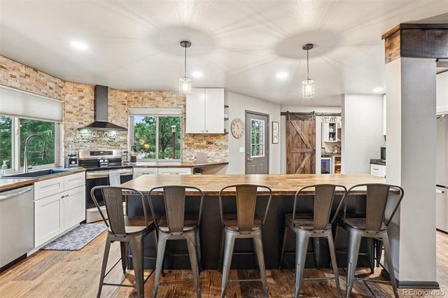 18555 Knollwood Boulevard, Monument, CO 80132