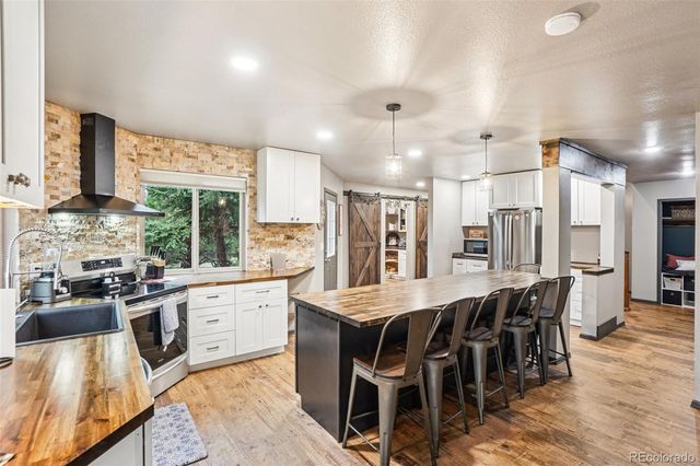 18555 Knollwood Boulevard, Monument, CO 80132