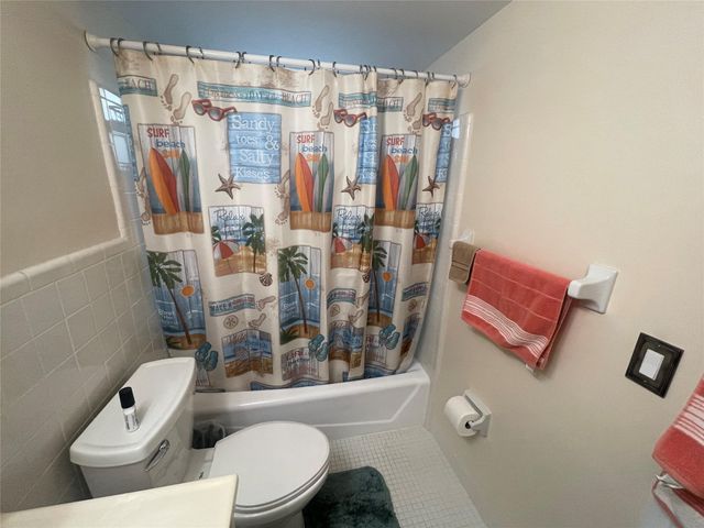 2050 NE 39th St S103, Lighthouse Point, FL 33064