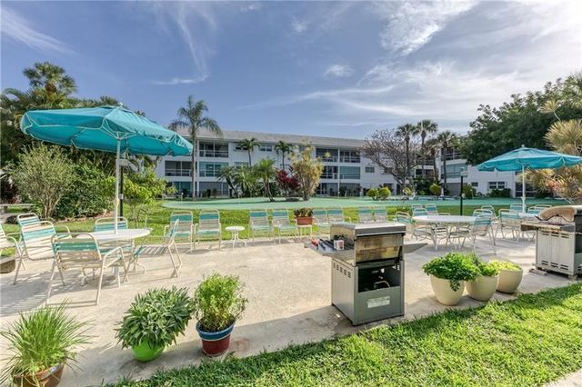 2050 NE 39th St S103, Lighthouse Point, FL 33064