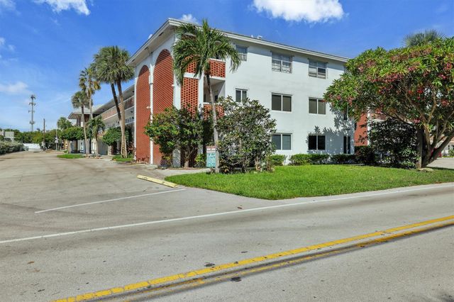 2050 NE 39th St S103, Lighthouse Point, FL 33064