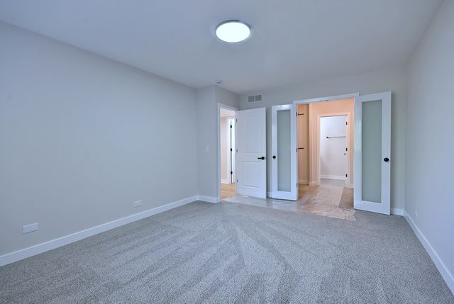 700 Wellington Avenue 207, Elk Grove Village, IL 60007