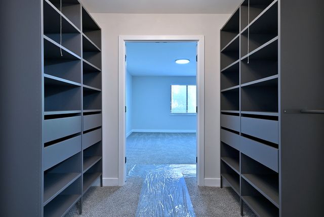 700 Wellington Avenue 207, Elk Grove Village, IL 60007