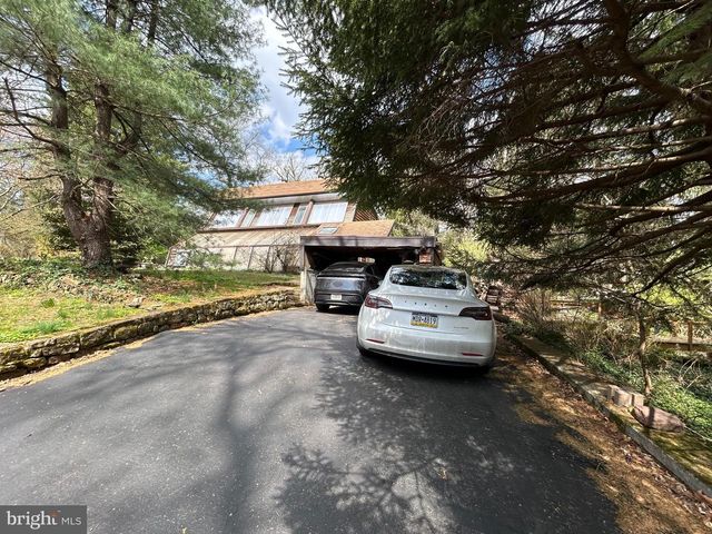 8204 BROOKSIDE RD, Elkins Park, PA 19027