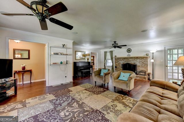 4061 Whispering Forest Court SW, Lilburn, GA 30047
