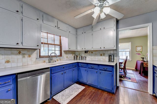 4061 Whispering Forest Court SW, Lilburn, GA 30047