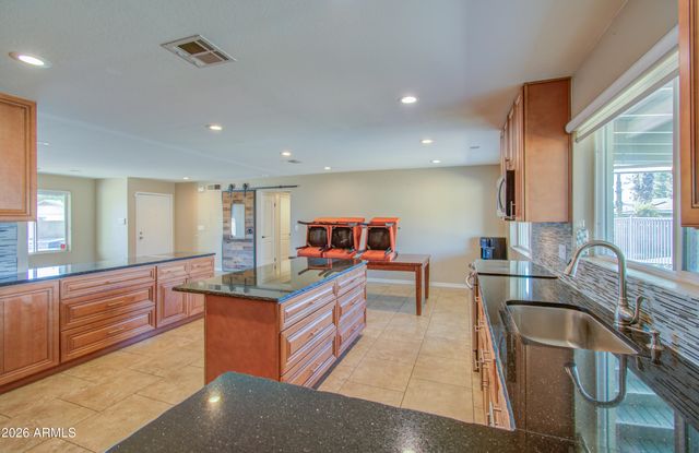 3202 W MCRAE Way, Phoenix, AZ 85027