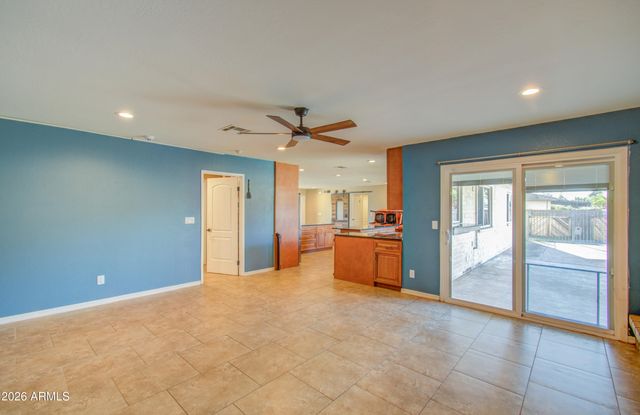 3202 W MCRAE Way, Phoenix, AZ 85027