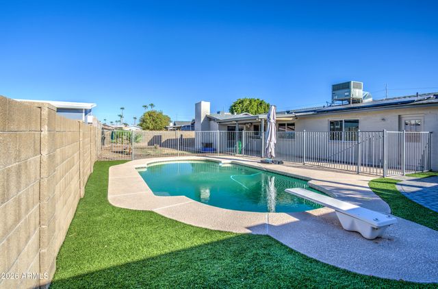 3202 W MCRAE Way, Phoenix, AZ 85027