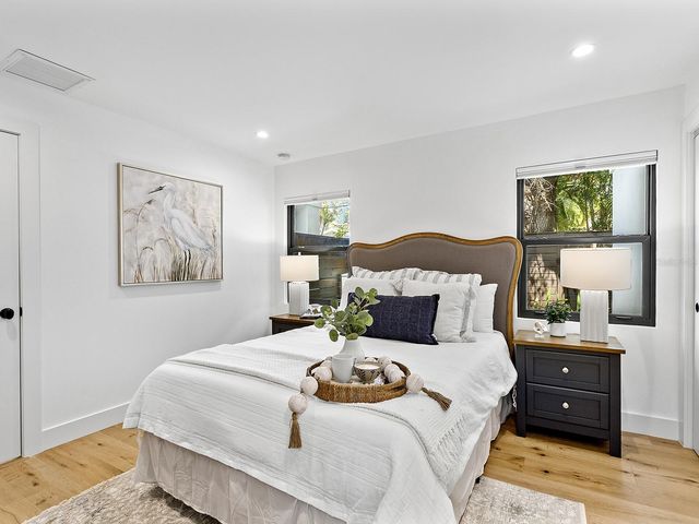 617 MADISON COURT, Sarasota, FL 34236