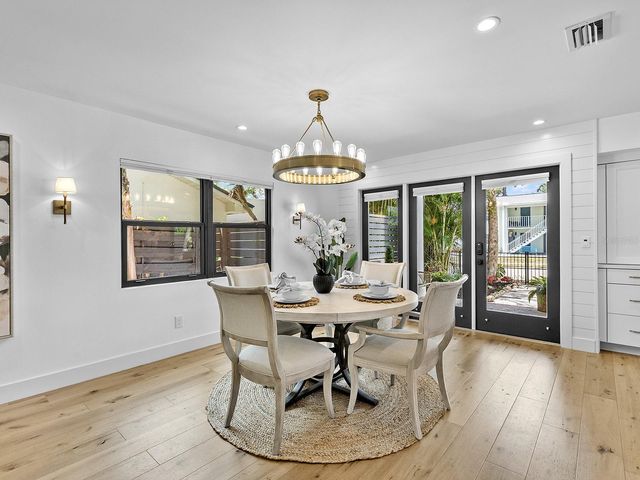 617 MADISON COURT, Sarasota, FL 34236