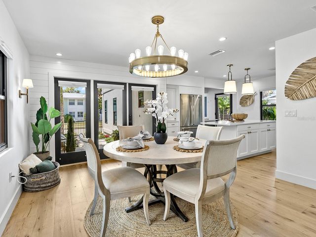 617 MADISON COURT, Sarasota, FL 34236