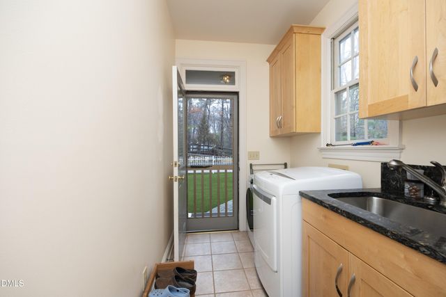 113 Bolinwood Drive, Chapel Hill, NC 27514