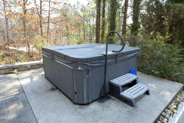 113 Bolinwood Drive, Chapel Hill, NC 27514