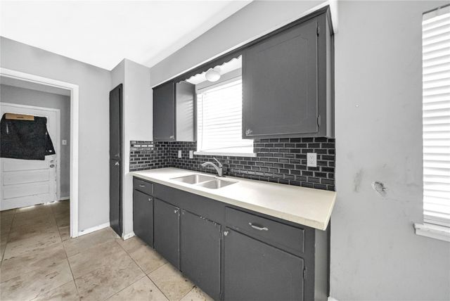 3225 Bostic Street, Houston, TX 77093