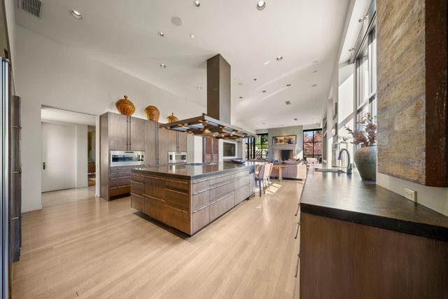 6900 Corte Del Sol, Modesto, CA 95356