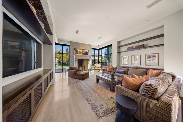 6900 Corte Del Sol, Modesto, CA 95356