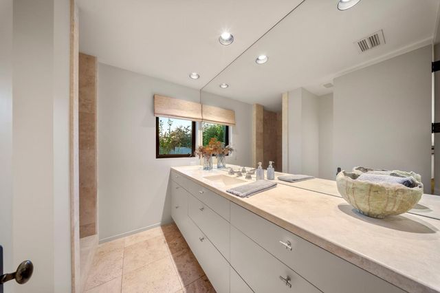 6900 Corte Del Sol, Modesto, CA 95356