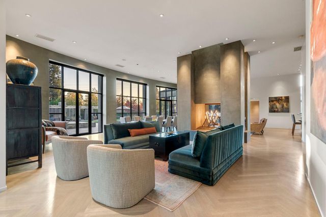 6900 Corte Del Sol, Modesto, CA 95356