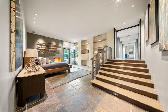 6900 Corte Del Sol, Modesto, CA 95356