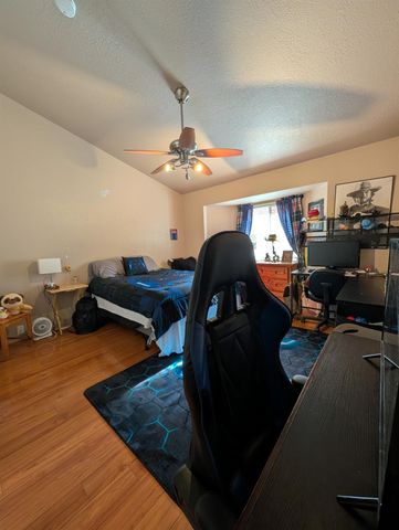 10388 Kenwood Dr, Grass Valley, CA 95949